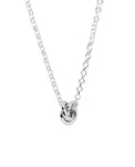 silverhalsband med liten knut