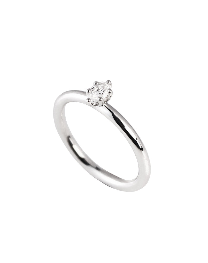 June Wedding / Engagement ring, Oval diamond 0.25 ct.