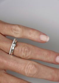 Set Vigsel / Förlovningsringar | Monet diamantring + Plain silverring