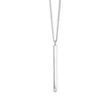 Silverhalsband med stav i pansarkedja.