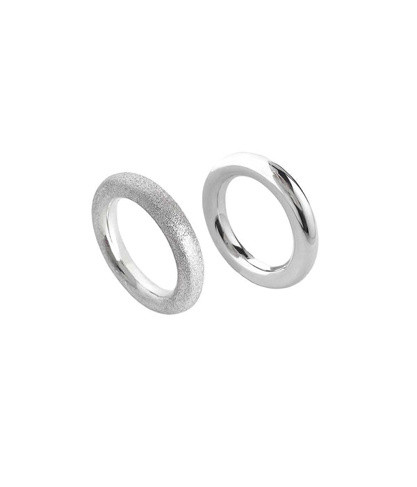 MILA COMBO Ring stack 4 mm ringar Frost/Polished - Mila Silver
